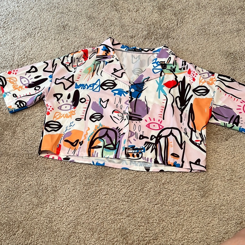 Cropped button down patterned Shein top